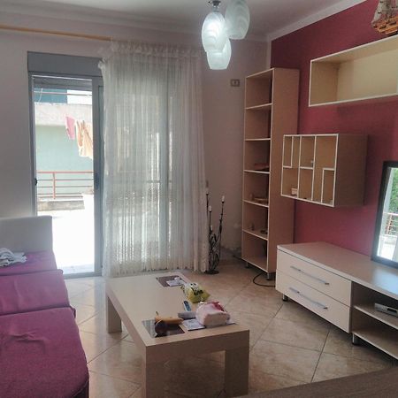 Queen Hostel Durrës Eksteriør bilde
