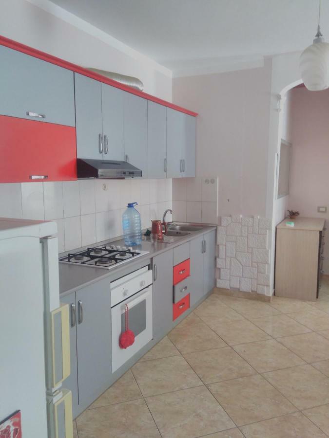Queen Hostel Durrës Eksteriør bilde